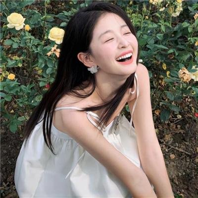 怕羞的黄莺